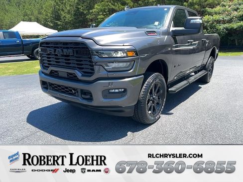 Used 2025 RAM 2500 Big Horn AWD/4WD image 1