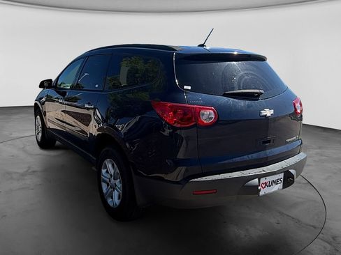 Used 2011 Chevrolet Traverse LS FWD image 7