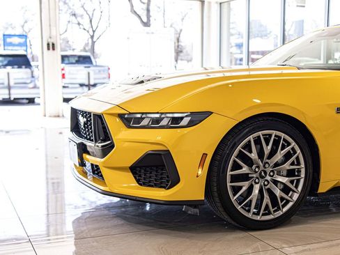 Used 2024 Ford Mustang GT Premium RWD image 4