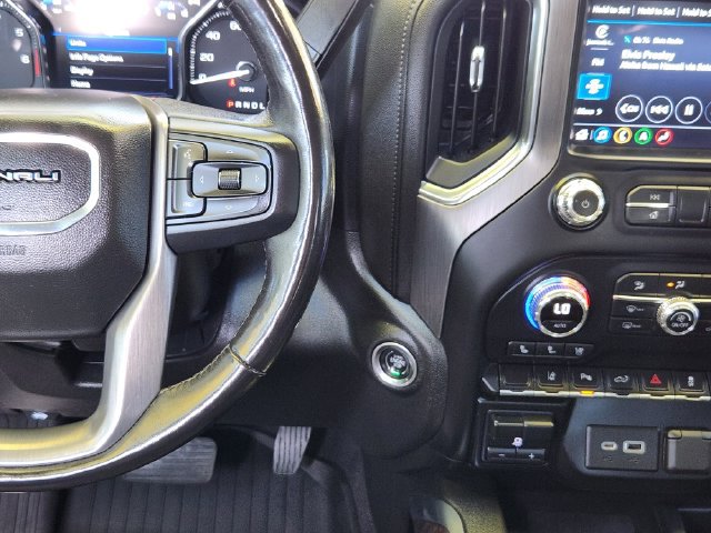 Used 2022 GMC Sierra 2500 Denali w/ Denali Ultimate Package AWD/4WD image 27