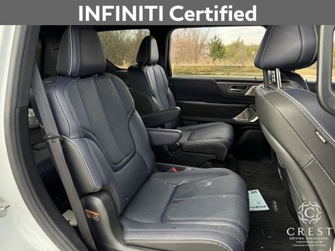 Certified 2026 INFINITI QX80 4WD w/ Sport Exterior Package image 29