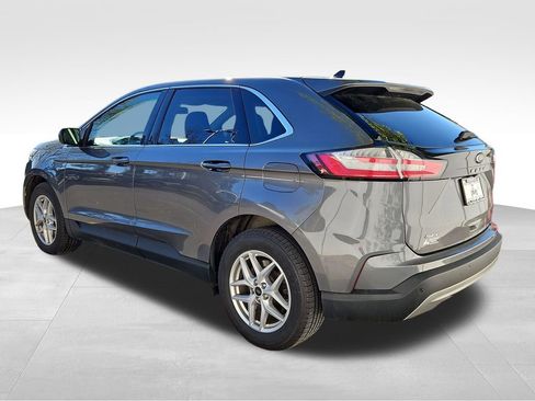 Used 2023 Ford Edge SEL image 5