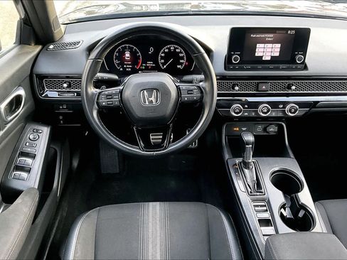 Used 2023 Honda Civic Sport image 5
