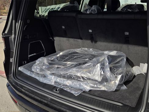 New 2025 Jeep Wagoneer Series II image 11