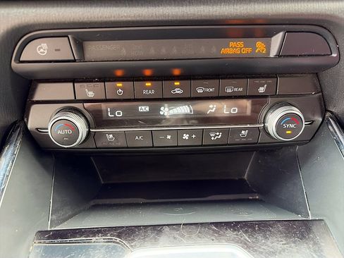 Used 2023 MAZDA CX-9 Carbon Edition AWD/4WD image 16