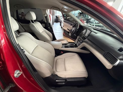 Used 2020 Honda Accord Hybrid image 36