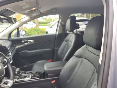 Used 2023 Kia Sportage EX FWD image 21