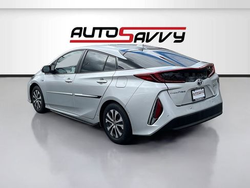 Used 2021 Toyota Prius Prime Limited w/ Carpet Mat Package (TMS) image 5
