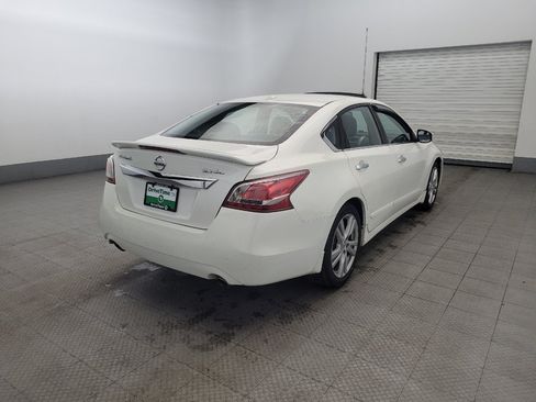 Used 2013 Nissan Altima 3.5 SL w/ Technology Pkg FWD image 9