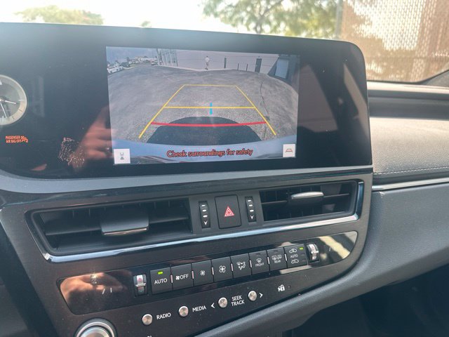 Certified 2024 Lexus ES 350 w/ Premium Package FWD image 15