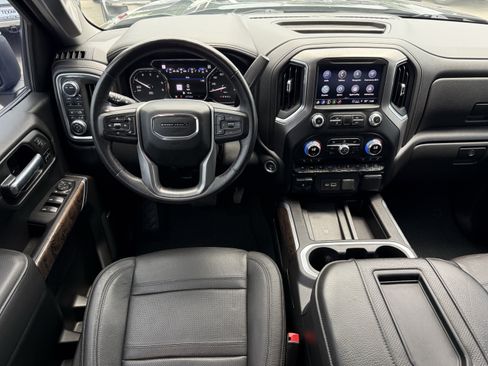 Used 2021 GMC Sierra 1500 Denali w/ Denali Ultimate Package AWD/4WD image 14