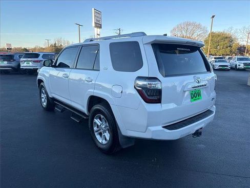 Used 2018 Toyota 4Runner SR5 image 10