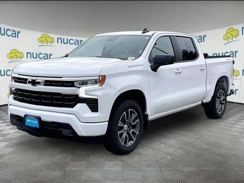 Used 2023 Chevrolet Silverado 1500 RST AWD/4WD image 3