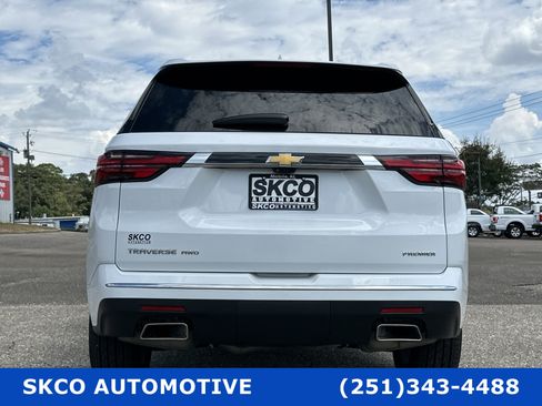 Used 2023 Chevrolet Traverse Premier w/ LPO, Cargo Package image 4