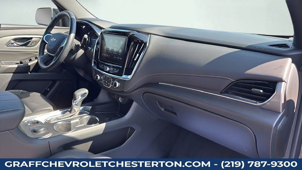 Used 2023 Chevrolet Traverse LT w/ Rear Camera Mirror Package AWD/4WD image 48