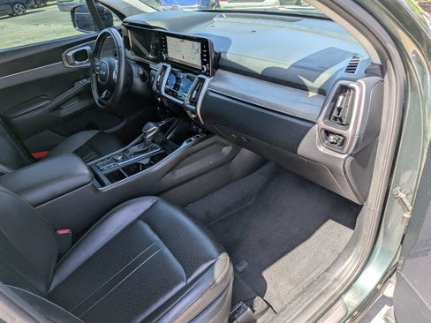 Certified 2023 Kia Sorento S w/ Panoramic Sunroof Package AWD/4WD image 13