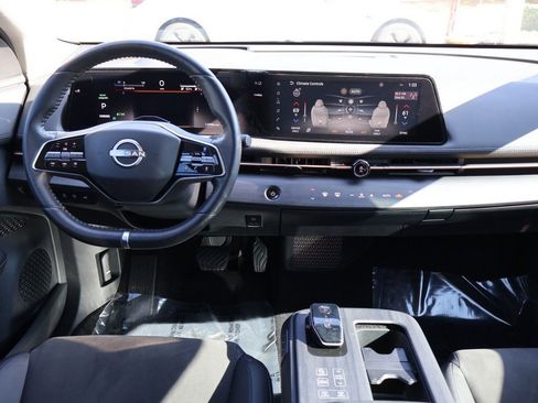 Used 2023 Nissan Ariya FWD image 43
