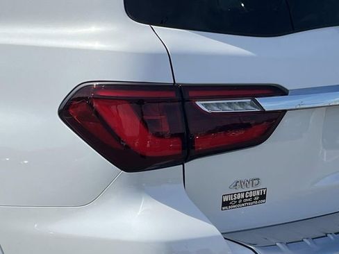 Used 2023 INFINITI QX80 Luxe w/ Cargo Package image 10