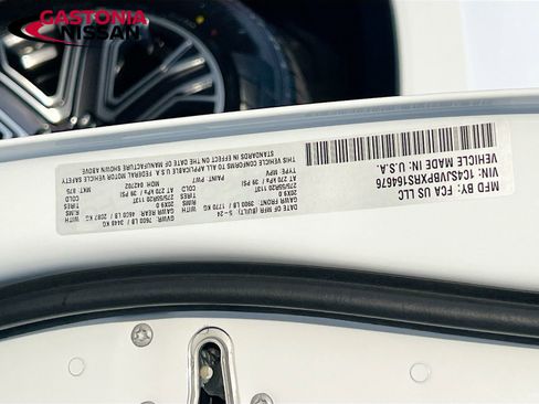 Used 2024 Jeep Wagoneer Series II w/ Flexible Seating Group image 43