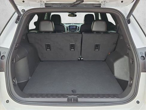 Used 2024 Chevrolet Equinox Premier FWD image 6