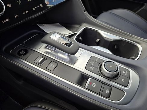 New 2026 INFINITI QX60 Sport image 28