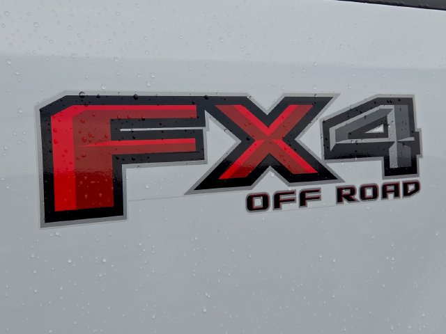 Used 2019 Ford F250 Lariat w/ Chrome Package AWD/4WD image 5