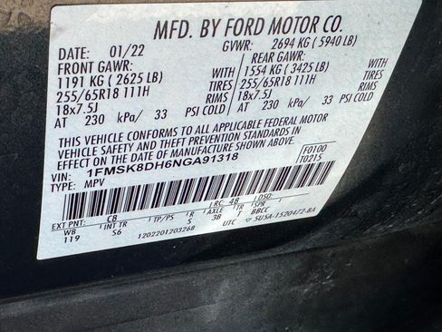 Used 2022 Ford Explorer XLT w/ Equipment Group 202A AWD/4WD image 28