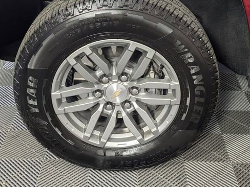 Certified 2025 Chevrolet Colorado LT w/ Advanced Trailering Package image 8