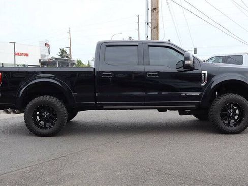 Used 2019 Ford F350 Lariat w/ Lariat Ultimate Package AWD/4WD image 6