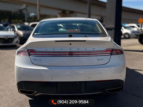 Used 2020 Lincoln MKZ image 6