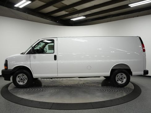 New 2026 GMC Savana 2500 Extended RWD image 4