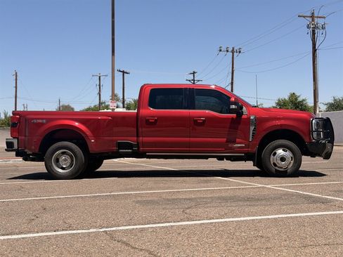 Used 2023 Ford F350 Lariat w/ Lariat Ultimate Package AWD/4WD image 2