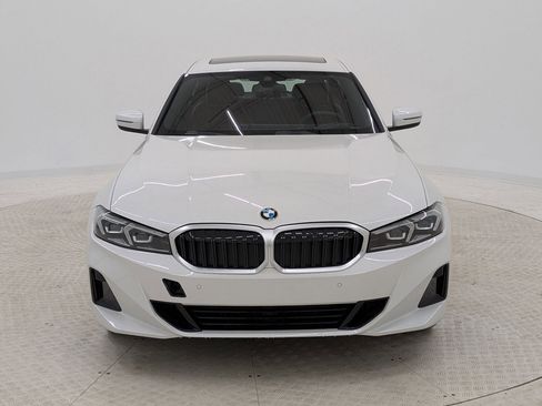 Used 2025 BMW 330i Sedan w/ Premium Package image 6