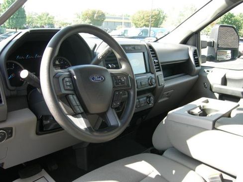 Used 2022 Ford F250 XL w/ STX Appearance Package image 7