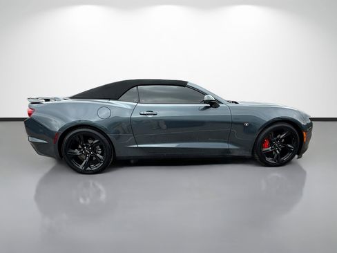 Used 2022 Chevrolet Camaro LT w/ Technology Package image 2