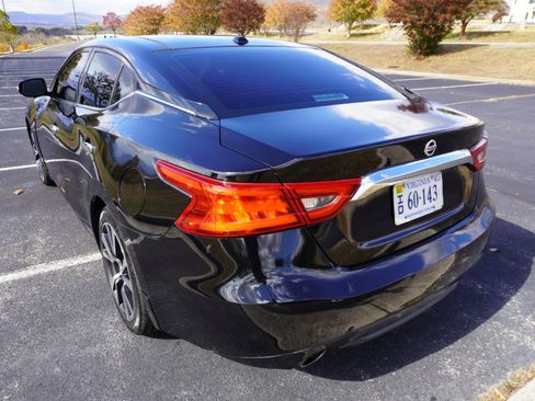 Used 2016 Nissan Maxima Platinum image 9