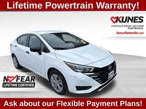 Used 2025 Nissan Versa S image 2