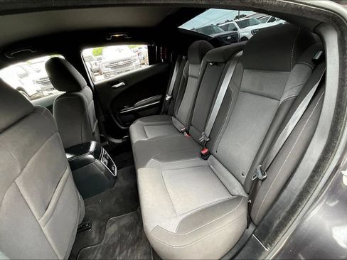 Used 2021 Dodge Charger SXT RWD image 28