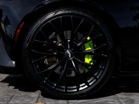 Used 2023 Aston Martin V8 Vantage Coupe image 25