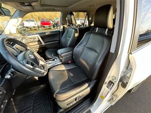 Used 2022 Toyota 4Runner Limited image 20