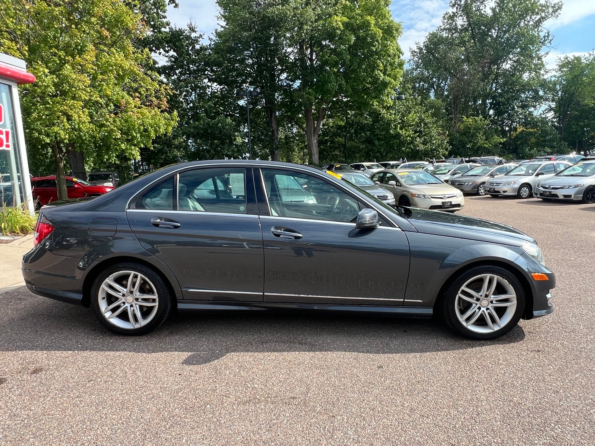 Used 2014 Mercedes-Benz C 250 Sedan image 8