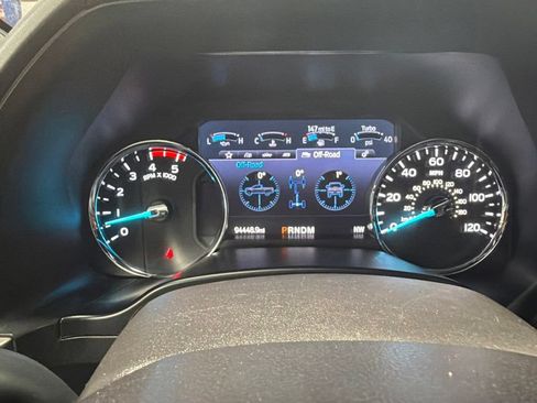 Used 2020 Ford F350 Platinum w/ FX4 Off-Road Package AWD/4WD image 19