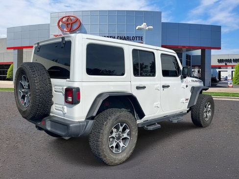 Used 2022 Jeep Wrangler Unlimited Rubicon w/ Cold Weather Group AWD/4WD image 8