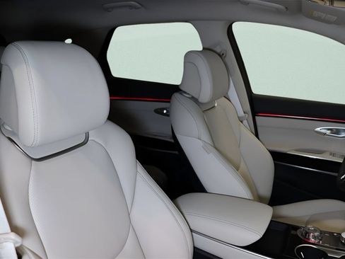 Certified 2026 Genesis GV70 2.5T AWD/4WD image 11