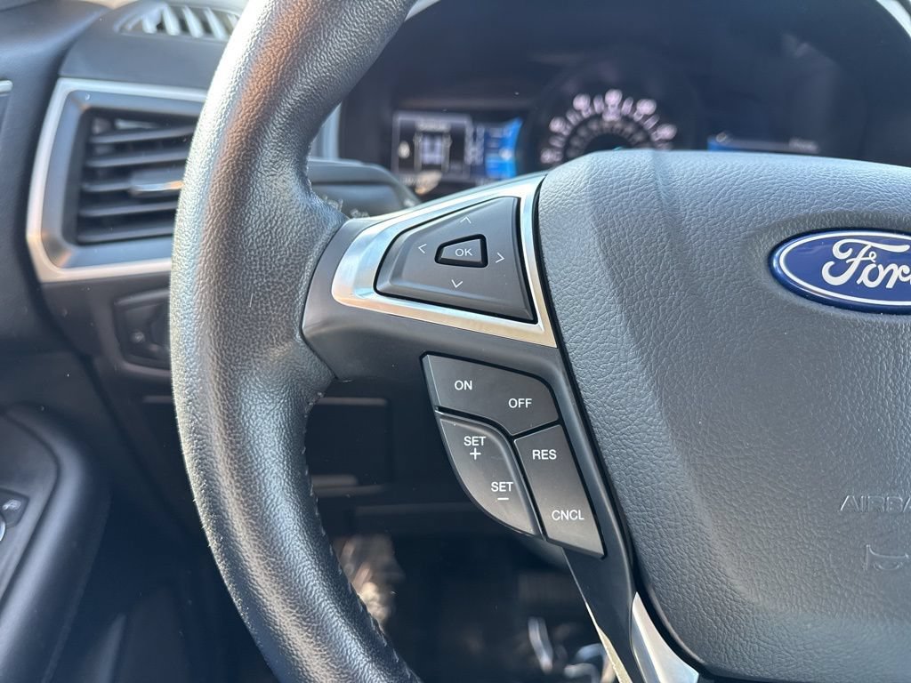 Used 2023 Ford Edge SEL AWD/4WD image 14