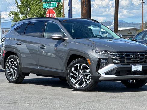 New 2026 Hyundai Tucson Limited AWD/4WD image 2