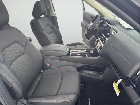 New 2026 Nissan Pathfinder SV FWD image 38