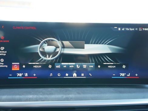 New 2026 BMW X5 M60i image 17