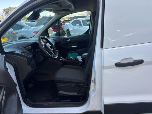 Used 2019 Ford Transit Connect XLT FWD image 9