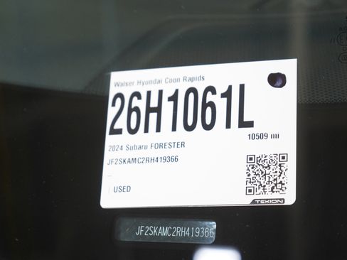 Used 2024 Subaru Forester Touring w/ Convenience Package image 29